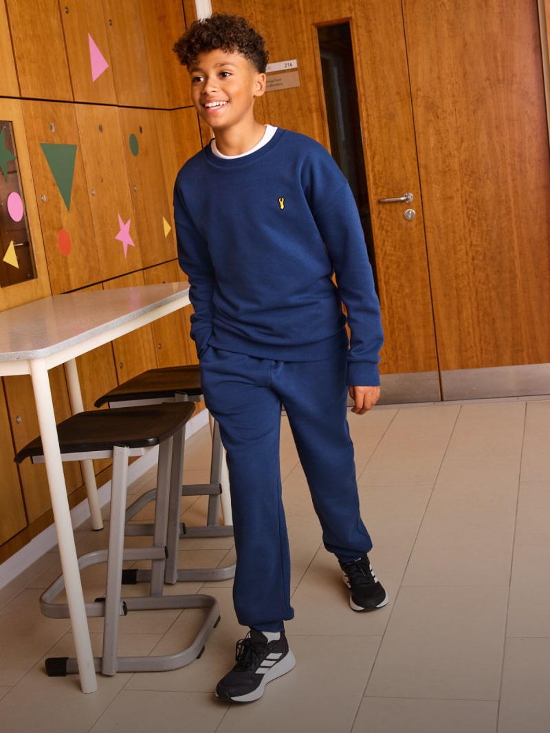 Uniformen für Jungen