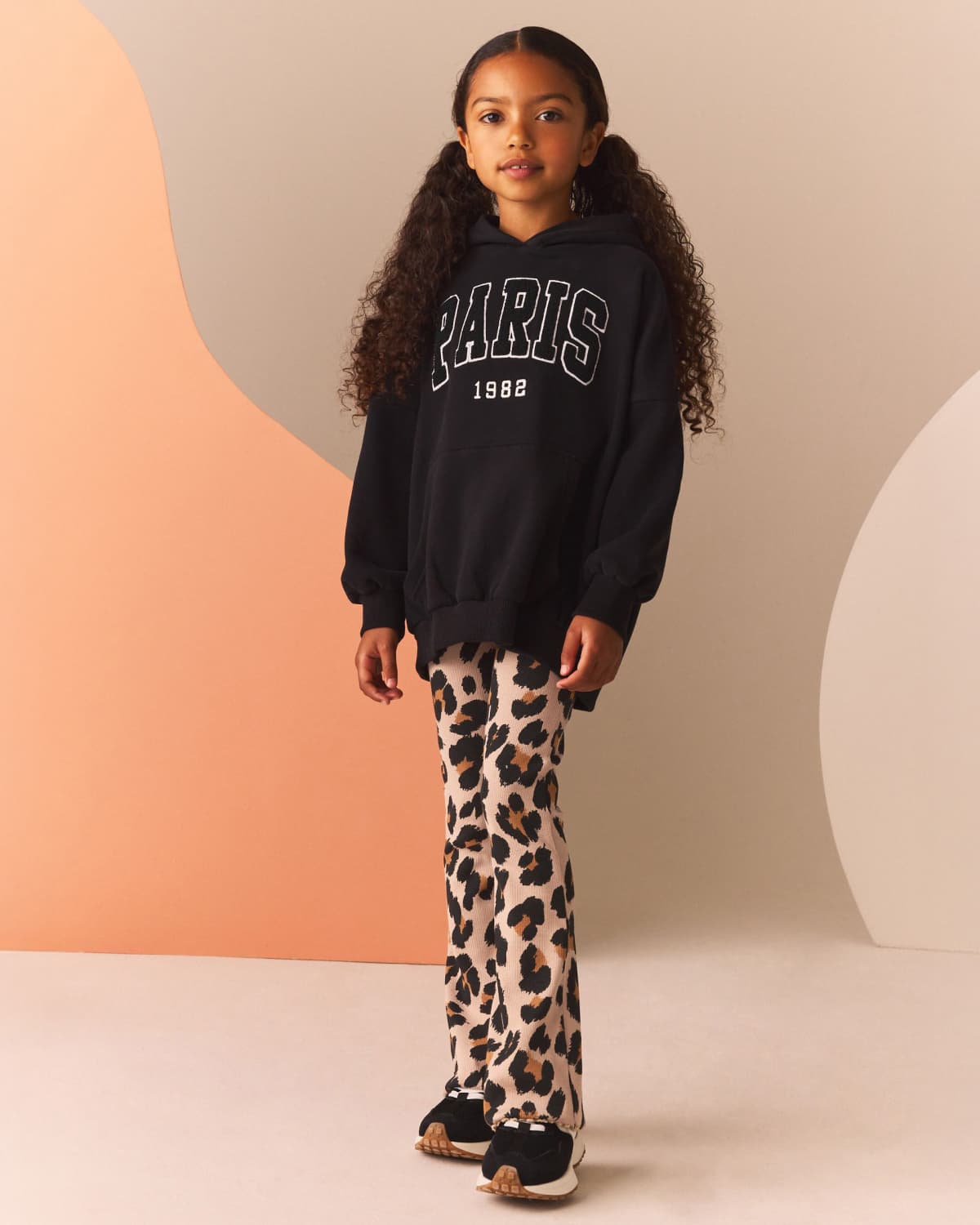 MÄDCHENBEKLEIDUNG MIT ANIMAL-PRINT